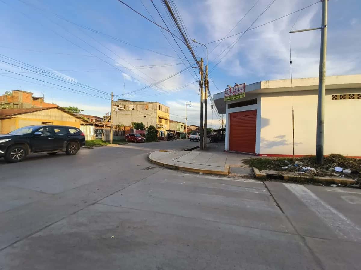 Local comercial en Avenida Túpac Amaru, Pucallpa miniatura 3