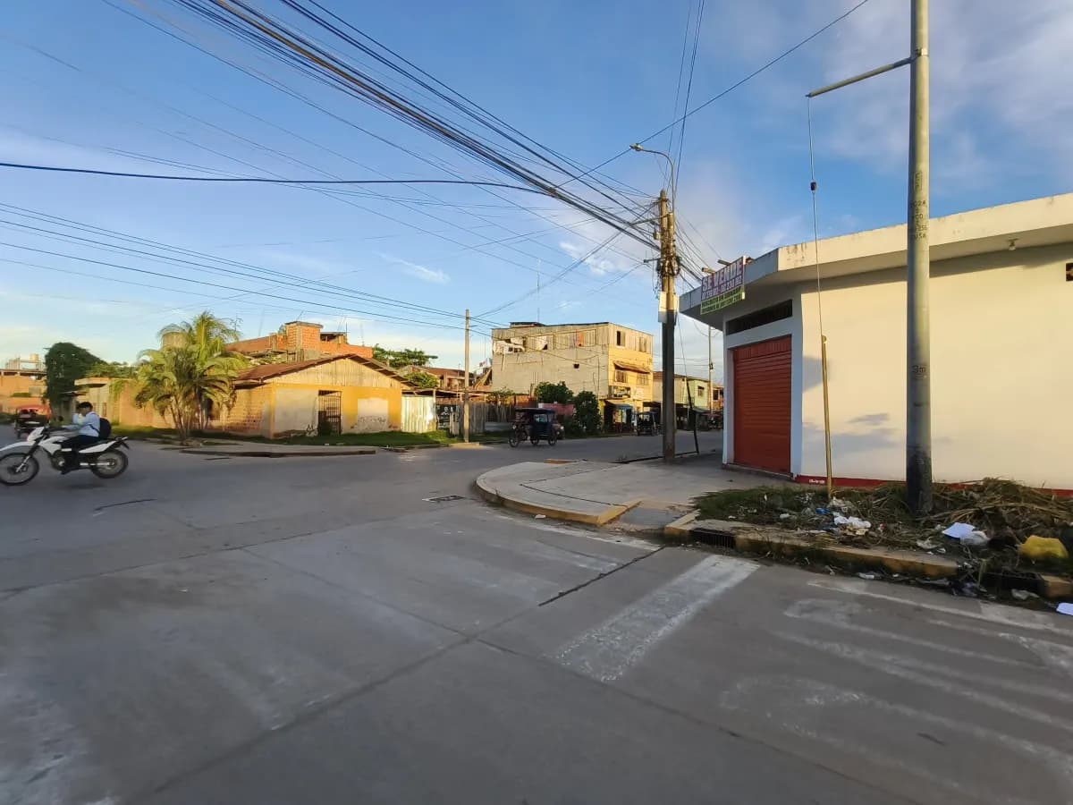 Local comercial en Avenida Túpac Amaru, Pucallpa miniatura 5
